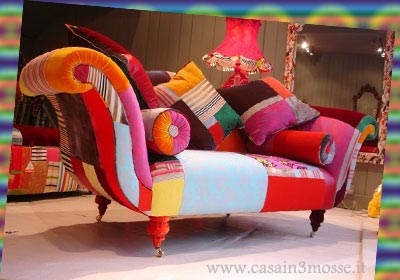 casain3mosse - divano colorato.jpg